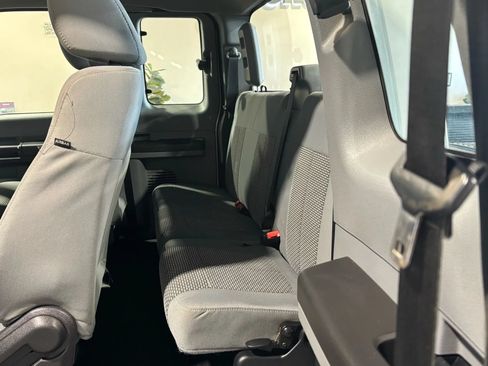 Used 2016 Ford F250 XL w/ Power Equipment Group AWD/4WD image 11