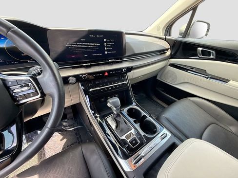 Used 2024 Kia Carnival SX FWD image 29