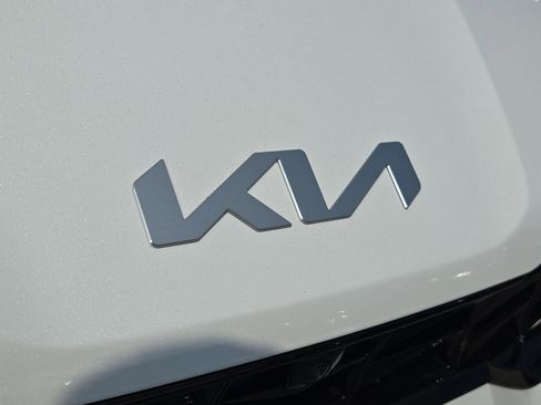 New 2026 Kia K5 EX image 4