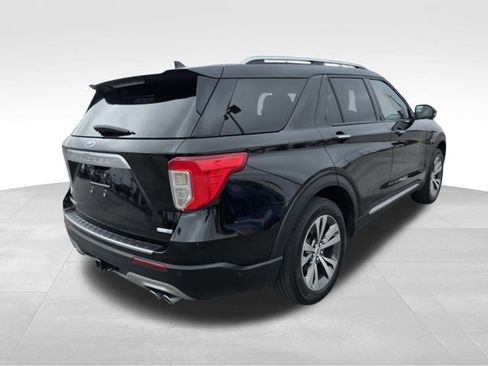 Used 2020 Ford Explorer Platinum w/ Premium Technology Package image 3