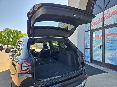 Used 2024 BMW X3 xDrive30i AWD/4WD image 94