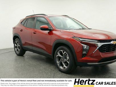 Used 2025 Chevrolet Trax LT