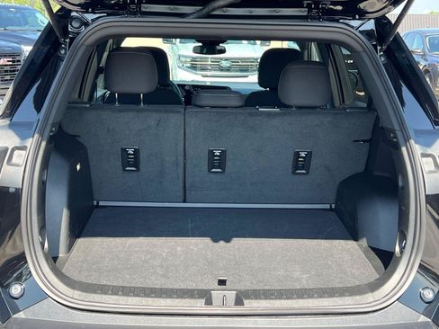 Used 2026 Chevrolet Equinox LT FWD image 18