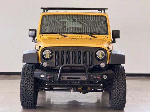 Used 2015 Jeep Wrangler Sport AWD/4WD image 2