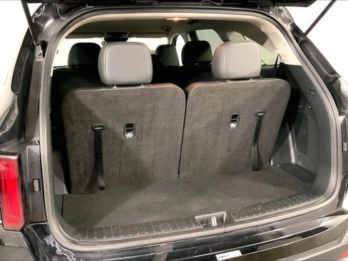 Used 2024 Kia Sorento S image 4