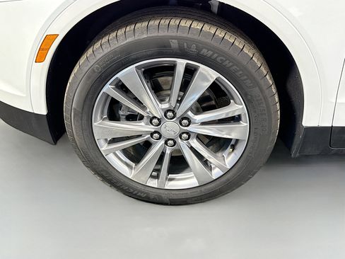 Used 2025 Cadillac XT5 Premium Luxury image 38