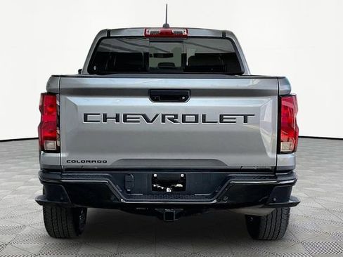 Used 2024 Chevrolet Colorado Trail Boss w/ Technology Package AWD/4WD image 6