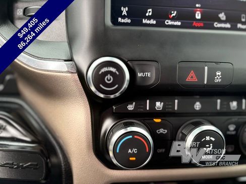 Used 2019 RAM 2500 Laramie w/ Black Appearance Package AWD/4WD image 19