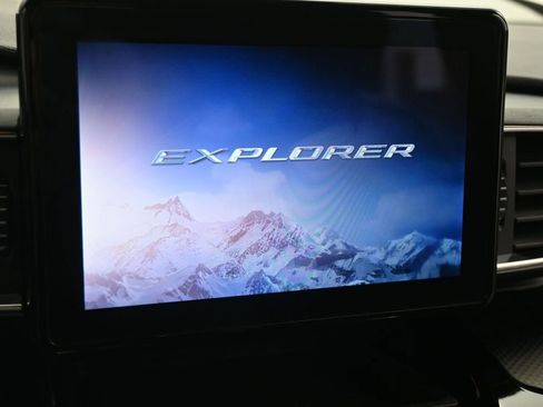 Used 2022 Ford Explorer ST-Line RWD image 15
