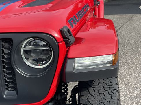 Used 2022 Jeep Wrangler Unlimited Rubicon 4xe w/ Steel Bumper Group AWD/4WD image 5