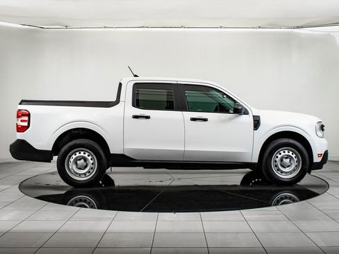 Used 2024 Ford Maverick XL image 11