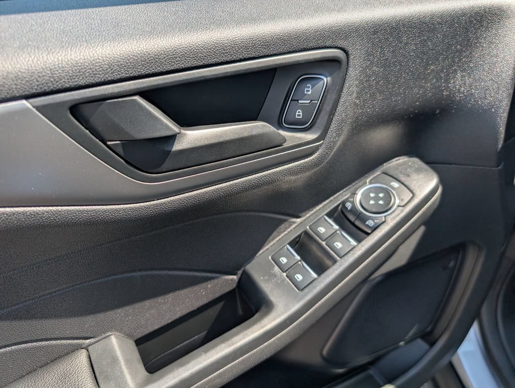 Used 2023 Ford Escape Active w/ Tech Pack #1 FWD image 9