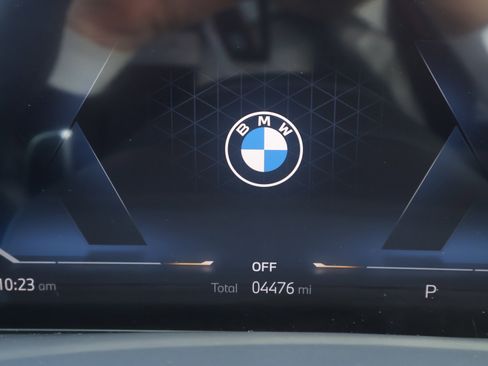 Used 2026 BMW X5 xDrive40i w/ M Sport Package image 32