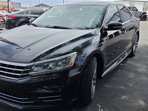 Used 2017 Volkswagen Passat 1.8T R-Line w/ R-Line Lighting Package FWD image 1