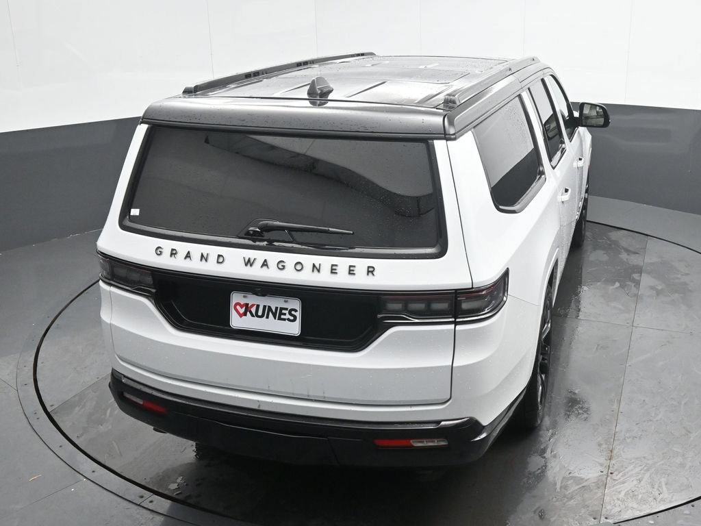 Used 2024 Jeep Grand Wagoneer L Series II w/ Quick Order Packagew 28T AWD/4WD image 32