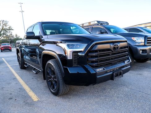 Used 2024 Toyota Tundra SR5 w/ SR5 Premium Package image 7