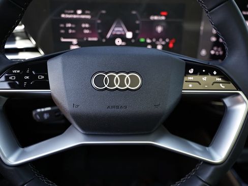 Used 2025 Audi A5 2.0T Premium w/ Convenience Package AWD/4WD image 32
