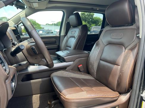 Used 2025 RAM 1500 Limited AWD/4WD image 12