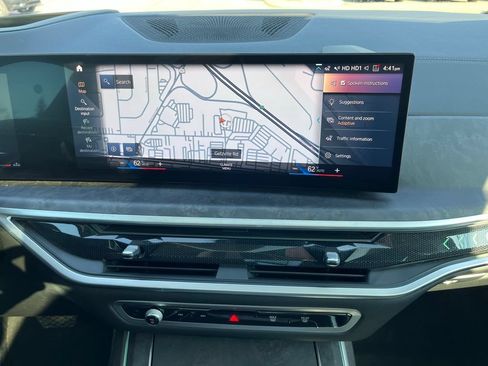 Used 2023 BMW X7 xDrive40i w/ Parking Assistance Package AWD/4WD image 42