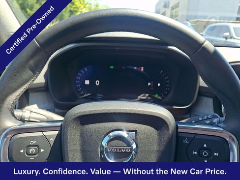 Certified 2025 Volvo XC40 B5 Core AWD/4WD image 20
