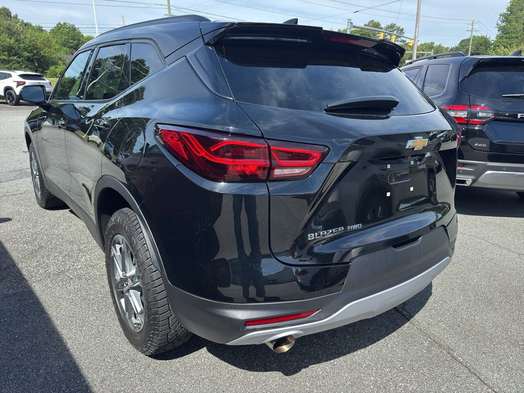 Used 2023 Chevrolet Blazer LT w/ Convenience Package AWD/4WD image 4