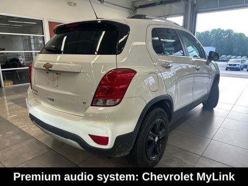 Used 2018 Chevrolet Trax LT w/ LT Convenience Package AWD/4WD image 9
