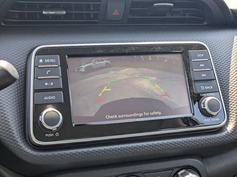 New 2025 Nissan Kicks Play S image 19