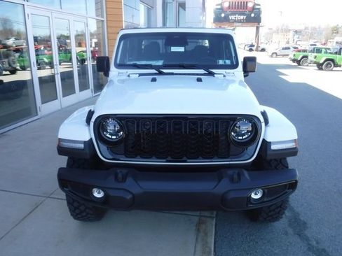 New 2026 Jeep Gladiator Mojave AWD/4WD image 7
