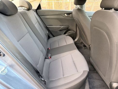 Used 2019 Hyundai Accent SE image 10