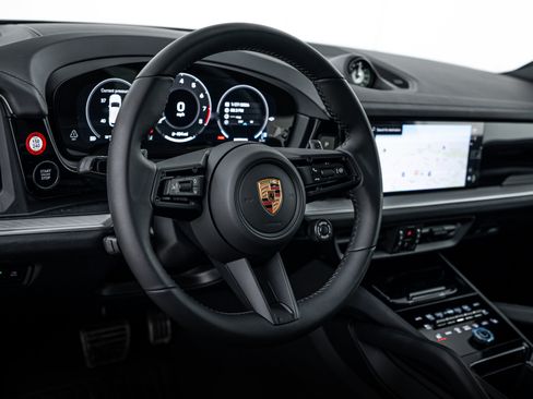 New 2026 Porsche Cayenne S AWD/4WD image 16