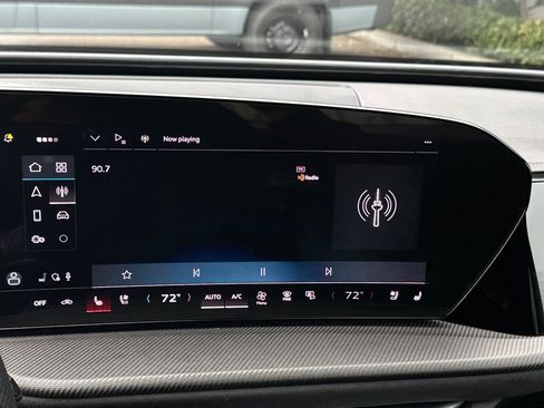 Used 2025 Audi SQ5 Premium Plus image 34