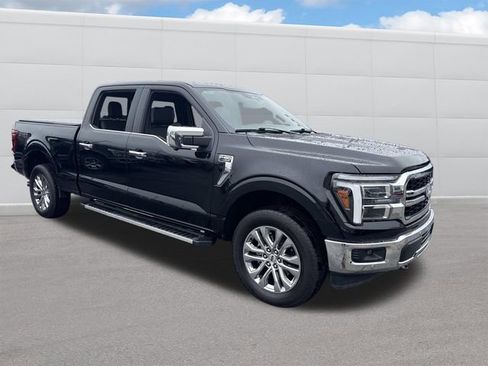 Used 2025 Ford F150 Lariat w/ Equipment Group 502A High AWD/4WD image 8