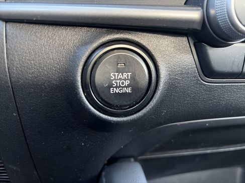 Used 2024 MAZDA MAZDA3 s image 29