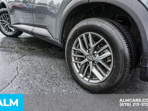 Used 2024 Nissan Rogue S FWD image 16