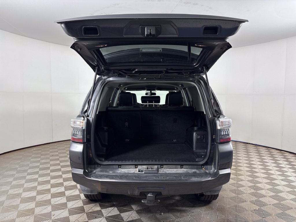 Used 2017 Toyota 4Runner SR5 Premium RWD image 9