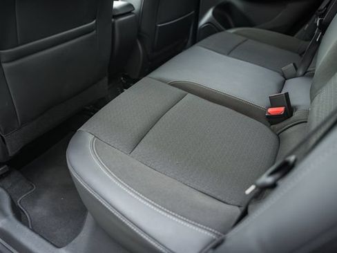 Used 2021 Buick Encore GX Preferred w/ Cold Weather Comfort Package FWD image 37
