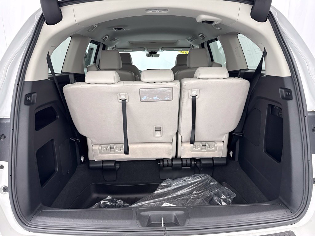 New 2026 Honda Odyssey EX-L image 9