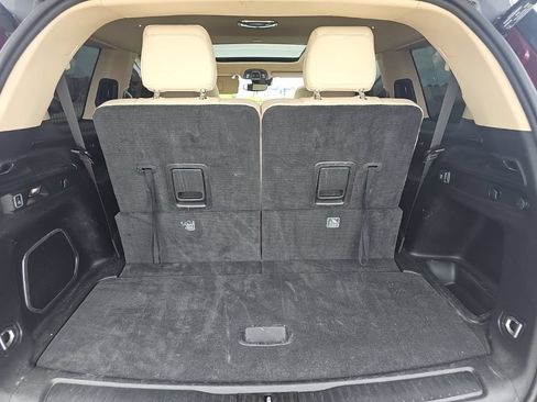 Used 2021 Jeep Grand Cherokee L Limited RWD image 23