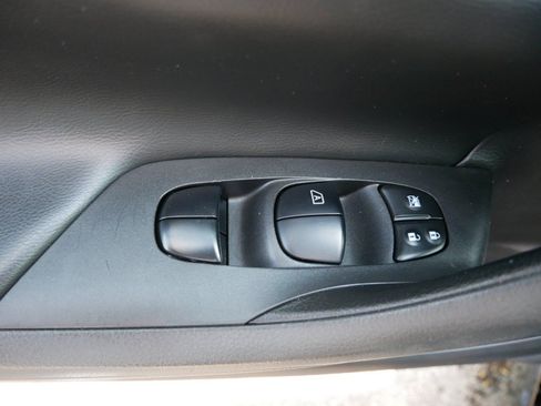 Used 2016 Nissan Altima 2.5 SR FWD image 15