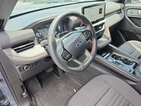 Certified 2025 Ford Explorer ST-Line w/ Premium Package RWD image 20