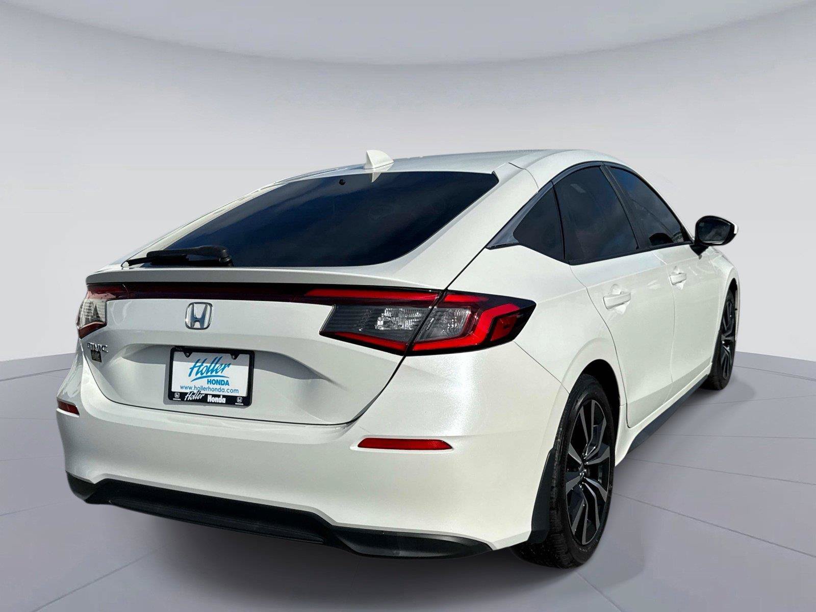 Certified 2024 Honda Civic EX-L image 4