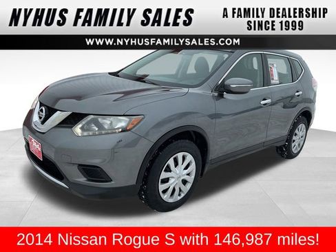 Used 2014 Nissan Rogue S image 1