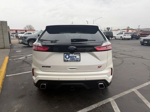 Used 2019 Ford Edge ST w/ Cold Weather Package image 4