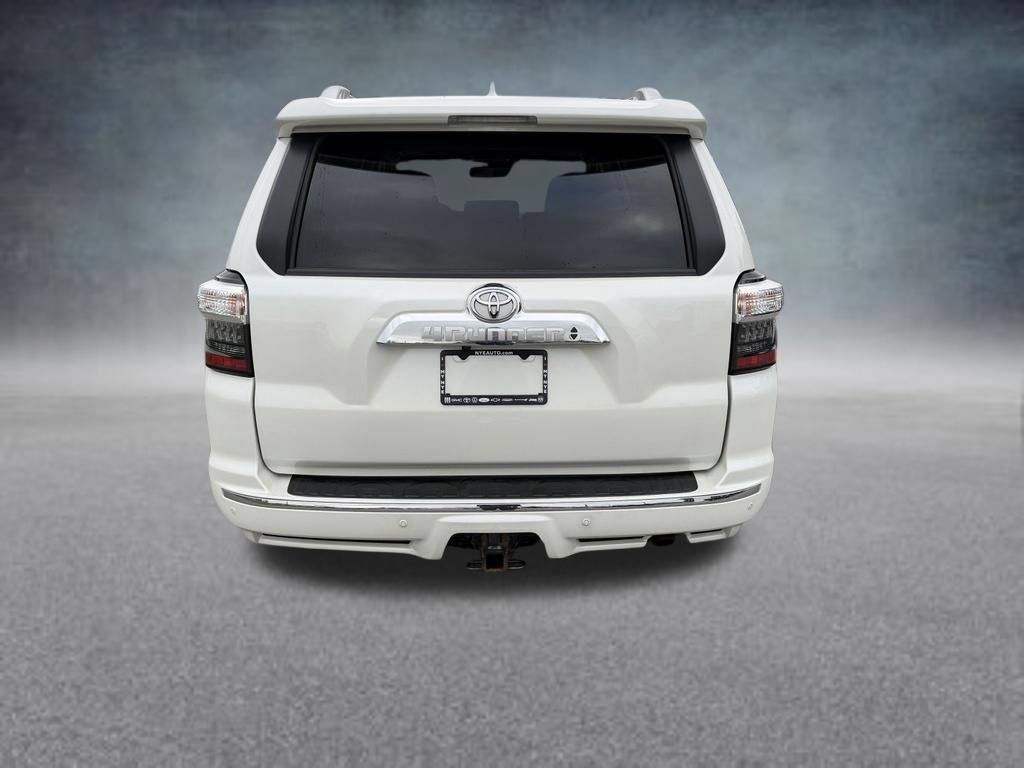 Used 2023 Toyota 4Runner Limited AWD/4WD image 4