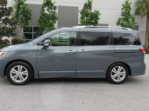 Used 2011 Nissan Quest SL w/ Bose Pkg image 2
