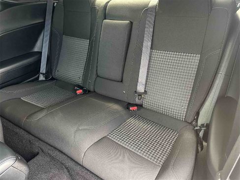 Used 2023 Dodge Challenger SXT w/ Blacktop Package image 15