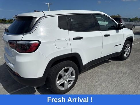 Used 2023 Jeep Compass Sport image 13