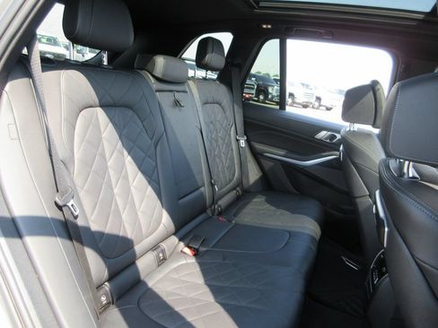Used 2024 BMW X5 xDrive40i w/ M Sport Package AWD/4WD image 24