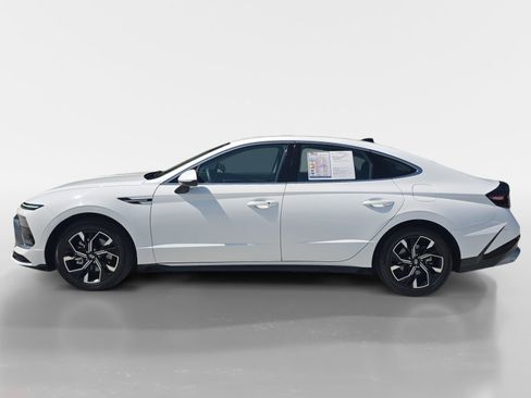 Certified 2025 Hyundai Sonata SEL FWD image 6