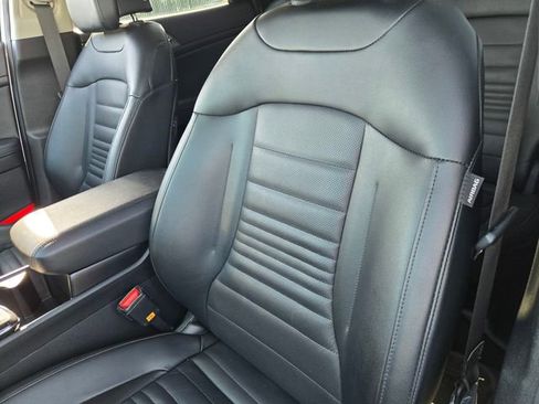 Used 2025 Kia Sportage SX AWD/4WD image 12